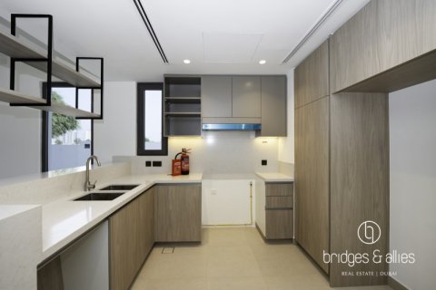 Villa in Tilal Al Ghaf, Dubai 4 bedrooms, 224 sq.m. № 89104