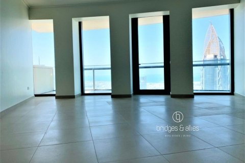 Apartment in Downtown Dubai (Downtown Burj Dubai), Dubai 2 bedrooms, 136 sq.m. № 89107 - photo 4