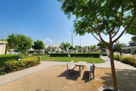 Villa en Maple 2, Dubai Hills Estate, Dubai, 4 dormitorios, 228.6 m², № 6630 - foto 15