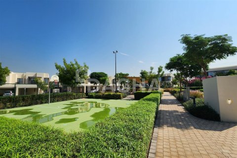 Villa en Maple 2, Dubai Hills Estate, Dubai, 4 dormitorios, 228.6 m², № 6630 - foto 16