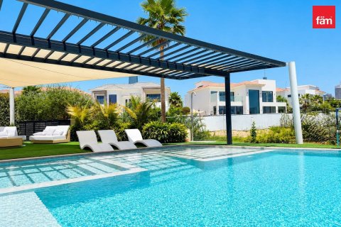Villa en Jumeirah Islands, Dubai, 5 dormitorios, 955.3 m², № 137542 - foto 9