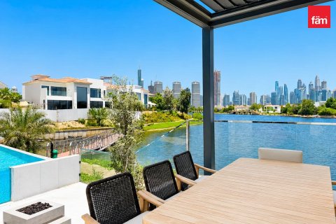 Villa en Jumeirah Islands, Dubai, 5 dormitorios, 955.3 m², № 137542 - foto 8