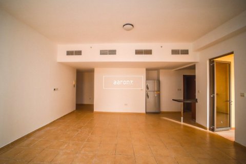 Apartment in Jumeirah Beach Residence, Dubai 1 bedroom, 111.3 sq.m. № 42556 - photo 1