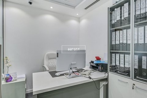 Oficina en Business Bay, Dubai, 63.9 m², № 42565 - foto 6