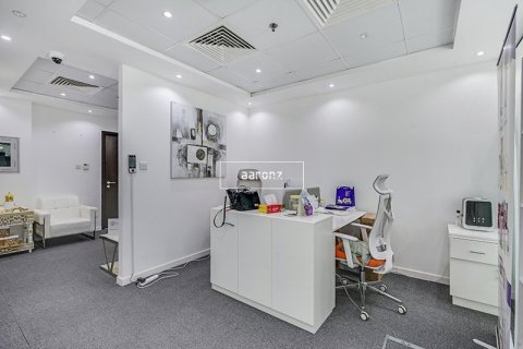 Oficina en Business Bay, Dubai, 63.9 m², № 42565 - foto 2