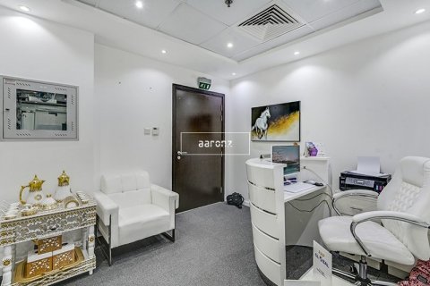 Oficina en Business Bay, Dubai, 63.9 m², № 42565 - foto 8