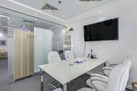 Oficina en Business Bay, Dubai, 63.9 m², № 42565 - foto 3