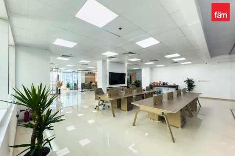 Снять в аренду офис в Бизнес-Бэе, Дубай: 181.7м², № 64142 - фото 9