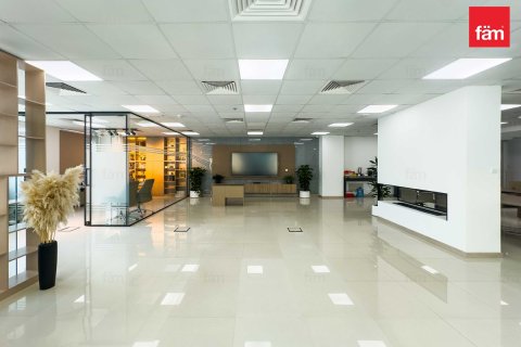 Снять в аренду офис в Бизнес-Бэе, Дубай: 181.7м², № 64142 - фото 6