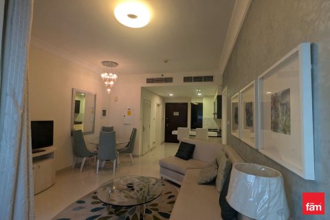 Снять в аренду квартиру в Даунтаун Дубай (Даунтаун Бурдж Дубай), Дубай: 1 спальня, 77.2м², № 64141 - фото 3