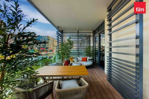 Appartement à Al Wasl, Dubai, 2 chambres, 163.7 m², № 64143 - photo 1