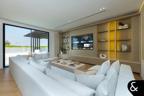 Купить виллу в Джумейра Гольф Эстейтс, Дубай: 5 спален, 901м², № 78979 - фото 5