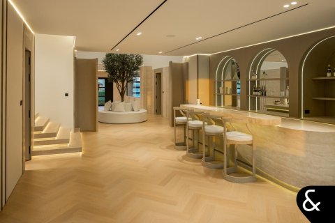 Купить виллу в Джумейра Гольф Эстейтс, Дубай: 5 спален, 901м², № 78979 - фото 8