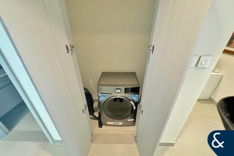 Apartment in Downtown Dubai (Downtown Burj Dubai), Dubai 3 bedrooms, 148 sq.m. № 78910 - photo 13