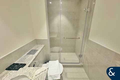 Apartment in Downtown Dubai (Downtown Burj Dubai), Dubai 3 bedrooms, 148 sq.m. № 78910 - photo 11