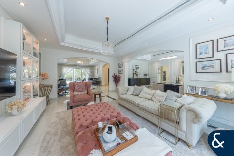 Villa à Green Community West, Green Community, Dubai, 5 chambres, 577 m², № 78914 - photo 7