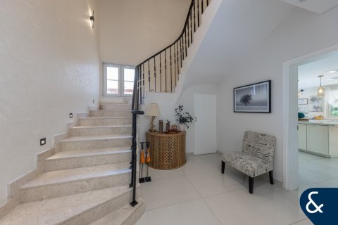 Villa à Green Community West, Green Community, Dubai, 5 chambres, 577 m², № 78914 - photo 4