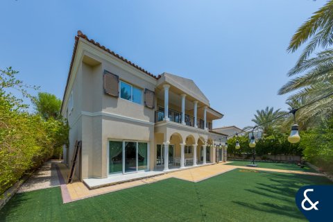 Villa à Green Community West, Green Community, Dubai, 5 chambres, 577 m², № 78914 - photo 2