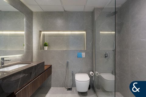 Apartment in Dubai Marina, Dubai 4 bedrooms, 228 sq.m. № 78912 - photo 13