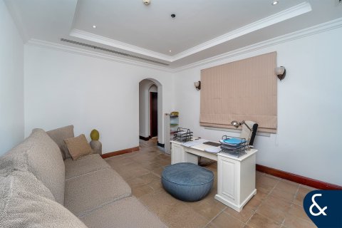 Купить виллу в Джумейра Гольф Эстейтс, Дубай: 5 спален, 533м², № 78913 - фото 14