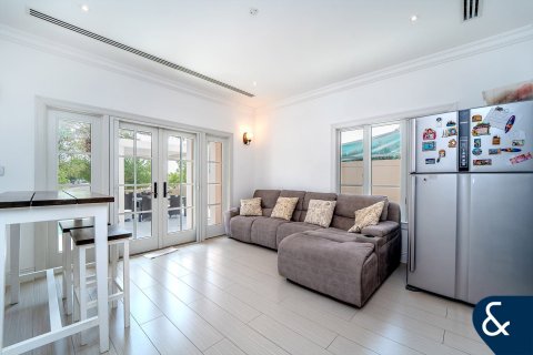 Купить виллу в Джумейра Гольф Эстейтс, Дубай: 5 спален, 533м², № 78913 - фото 7