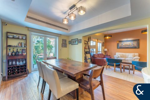 فيلا في البحيرات, دبي 3 غرف نوم, 282 م² رقم 78978 - صورة 1