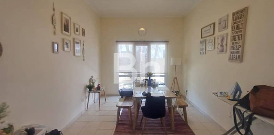 Villa in Dubai 3 bedrooms, 540 sq.m. № 21848