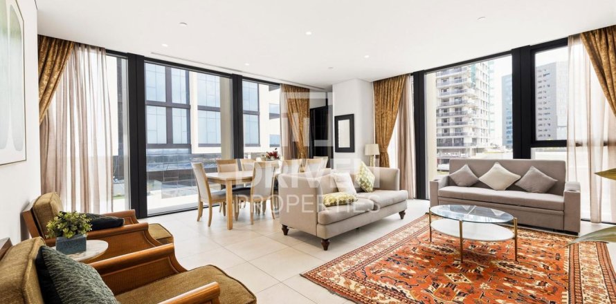 Квартира в Бизнес-Бэе, Дубай, 3 спальни, 165.92м², № 126996